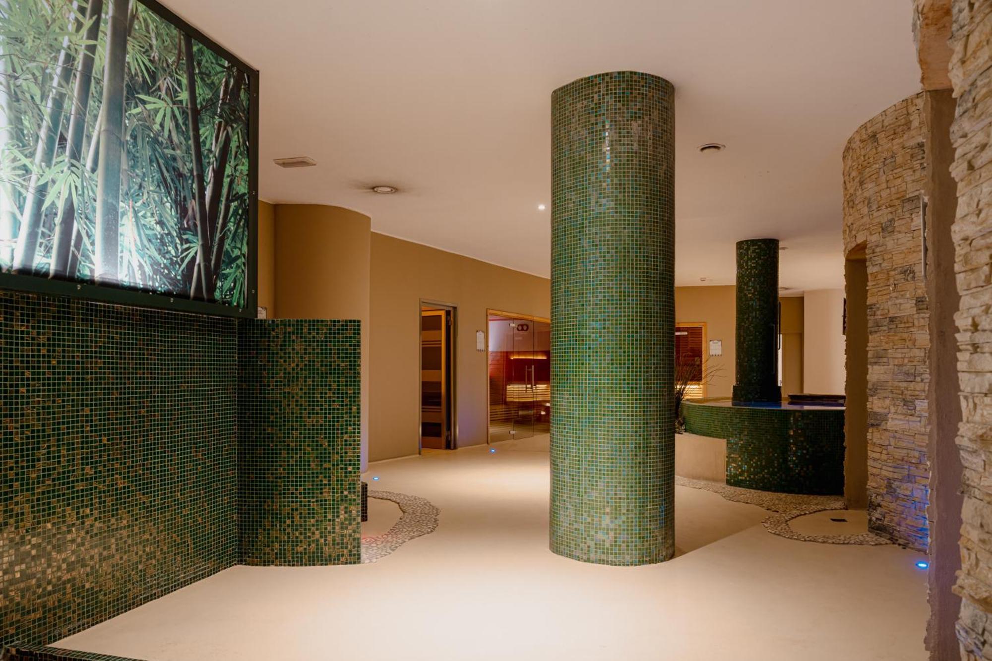Mercure Olbia Exterior foto