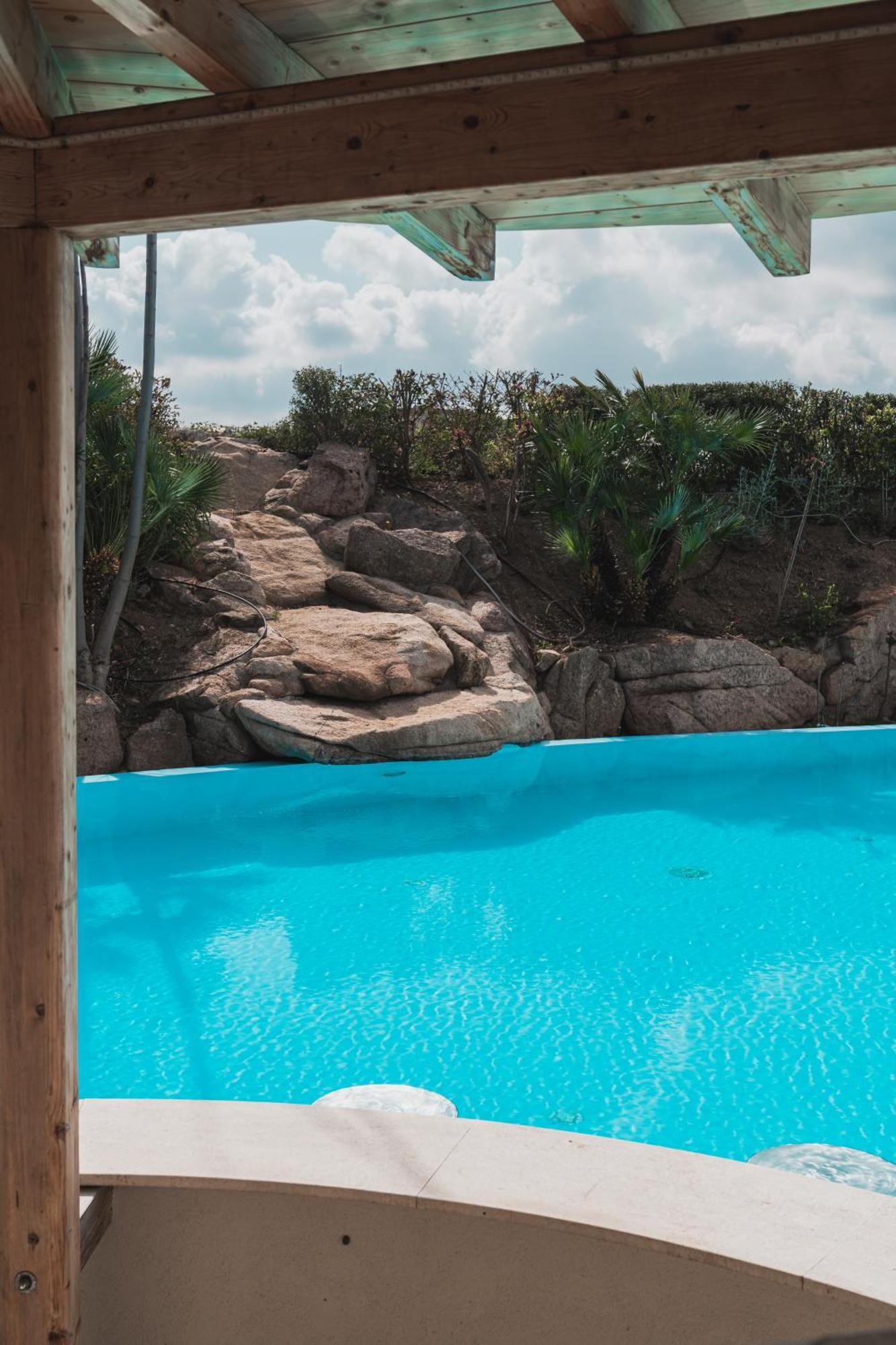 Mercure Olbia Exterior foto