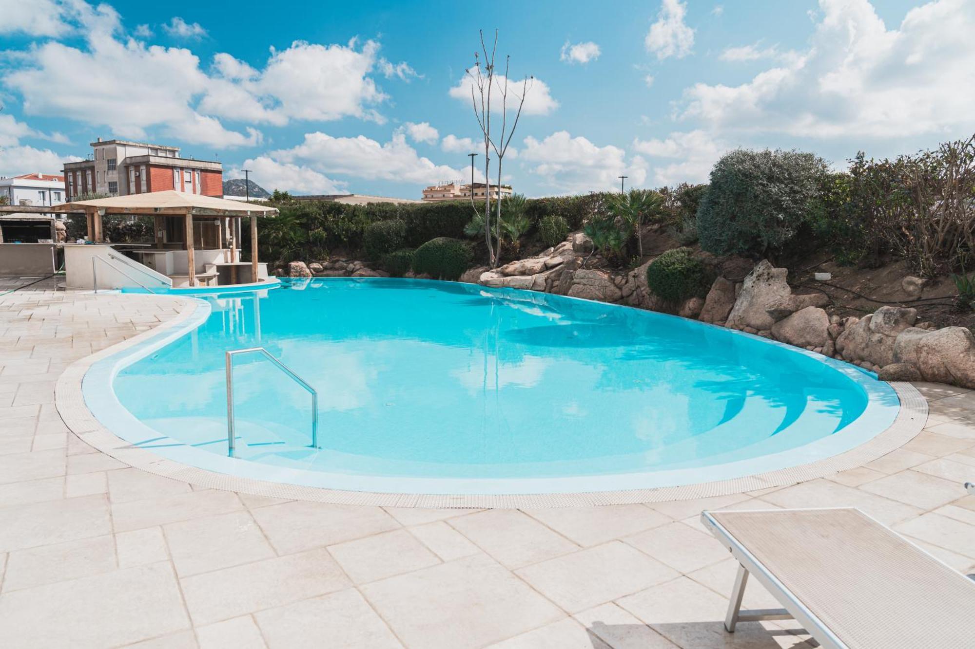 Mercure Olbia Exterior foto
